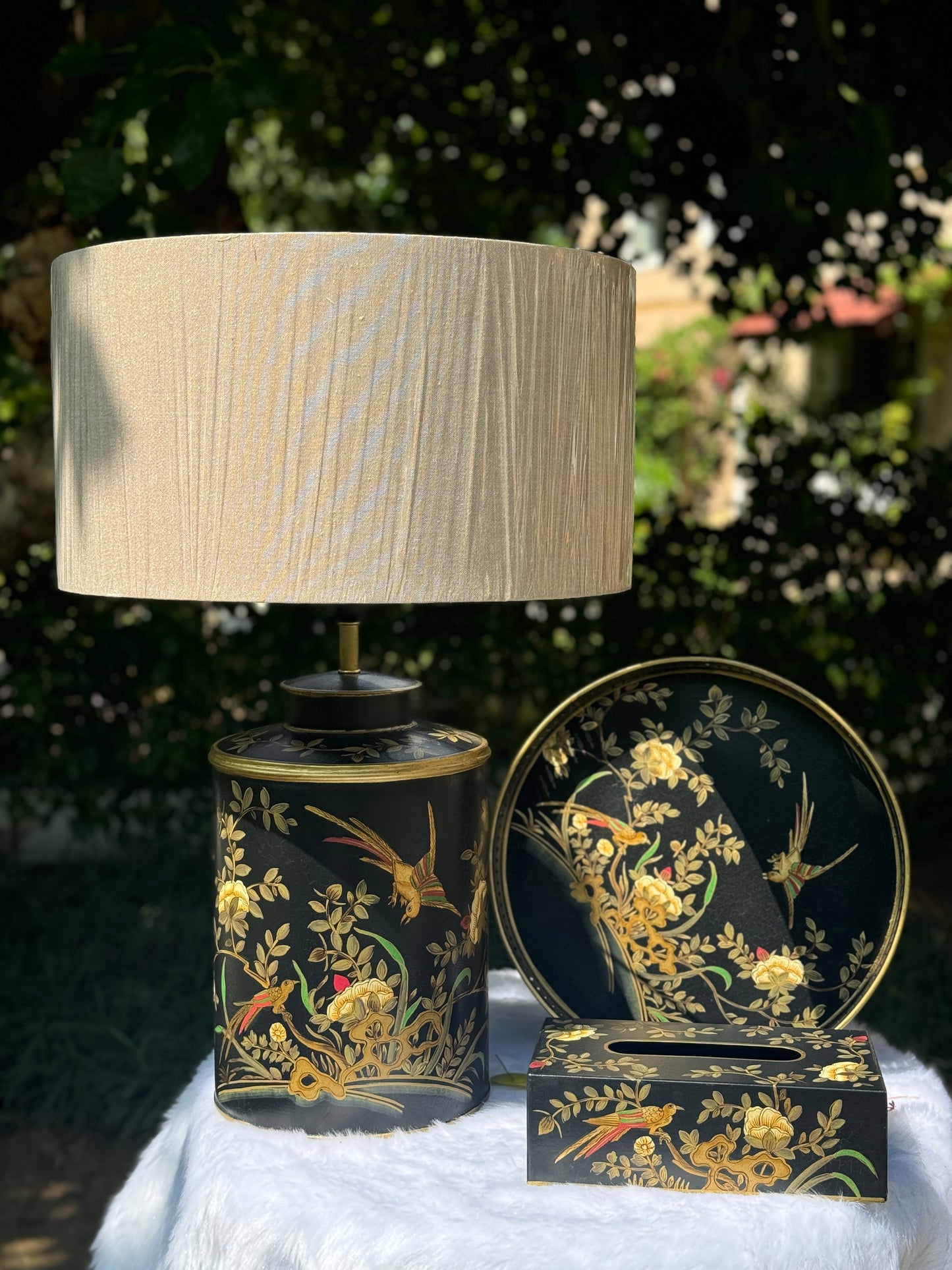 KaraNest Luxury Toleware Collection (Black)